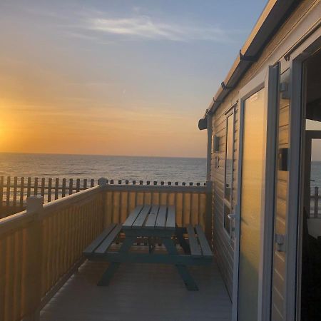 Caravan Hire Golden Sands Sea Front Kinmel Bay 외부 사진
