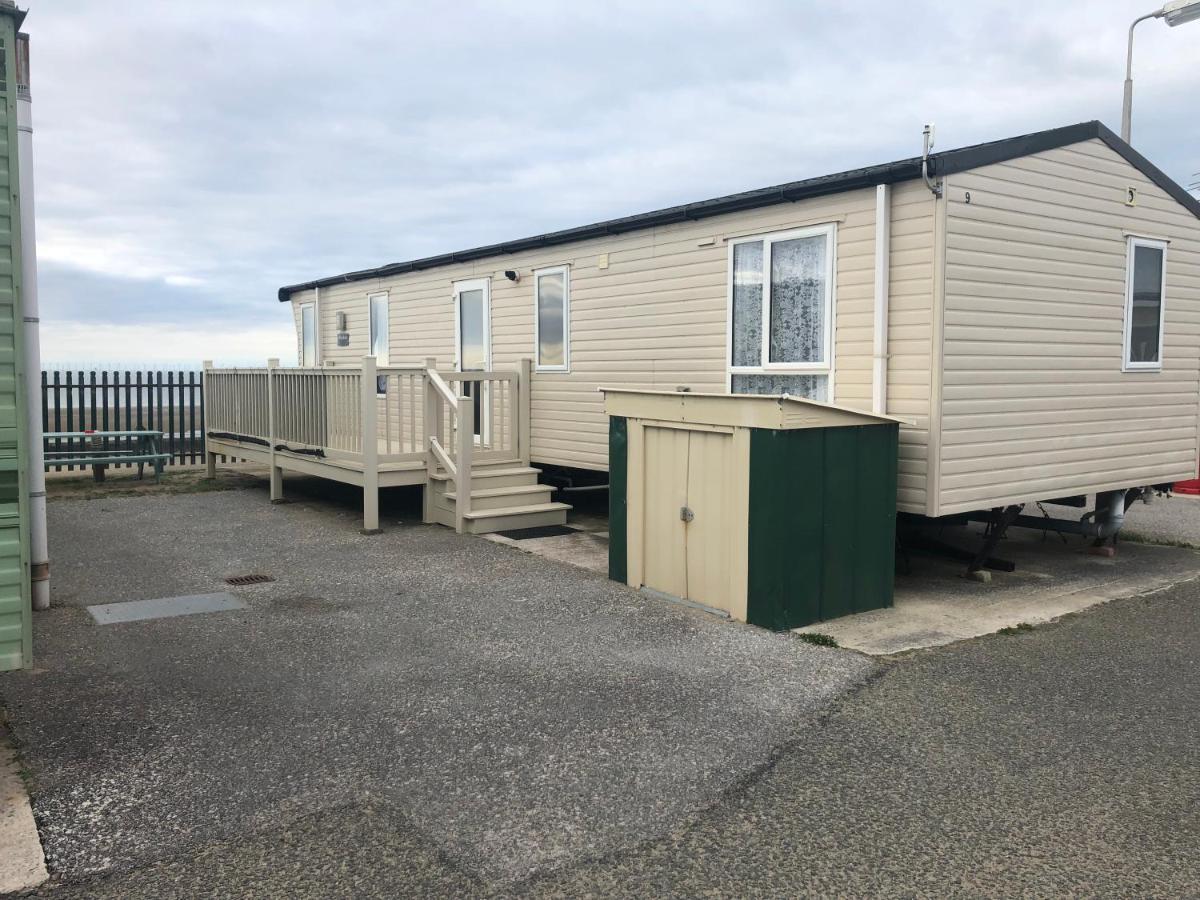 Caravan Hire Golden Sands Sea Front Kinmel Bay 외부 사진