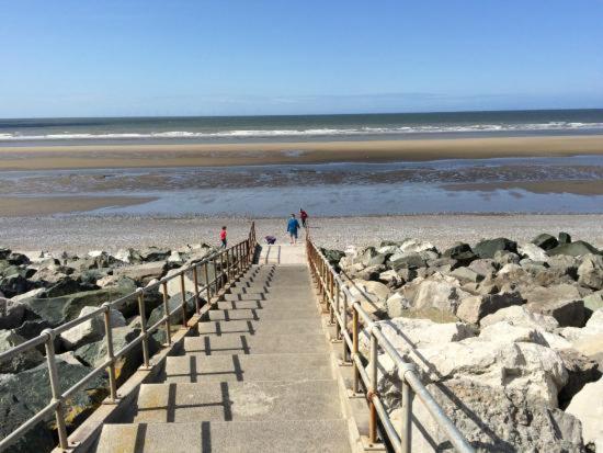 Caravan Hire Golden Sands Sea Front Kinmel Bay 외부 사진