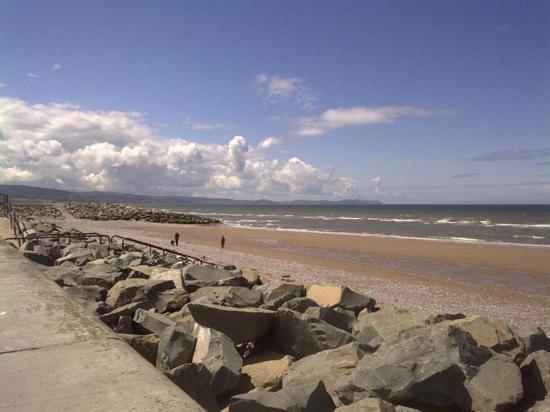 Caravan Hire Golden Sands Sea Front Kinmel Bay 외부 사진