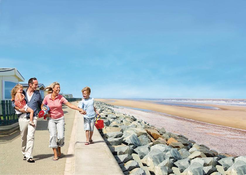 Caravan Hire Golden Sands Sea Front Kinmel Bay 외부 사진